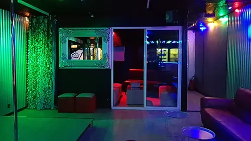 Container